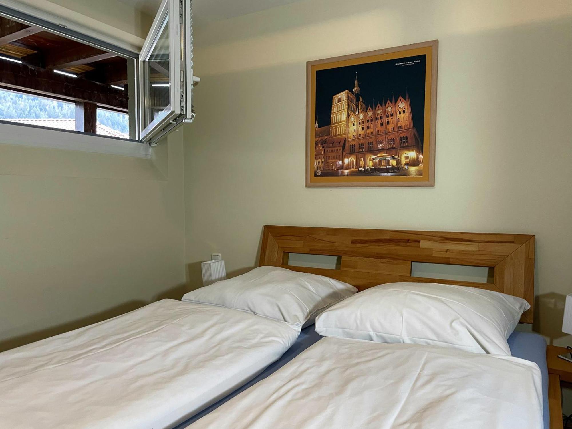 Aparthotel Schwarzwald Panorama Bad Wildbad Szoba fotó